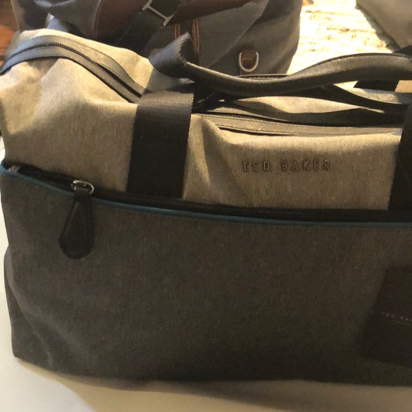 Ted Baker Cheetz Duffle Holdall Bag - Picture 4 of 8